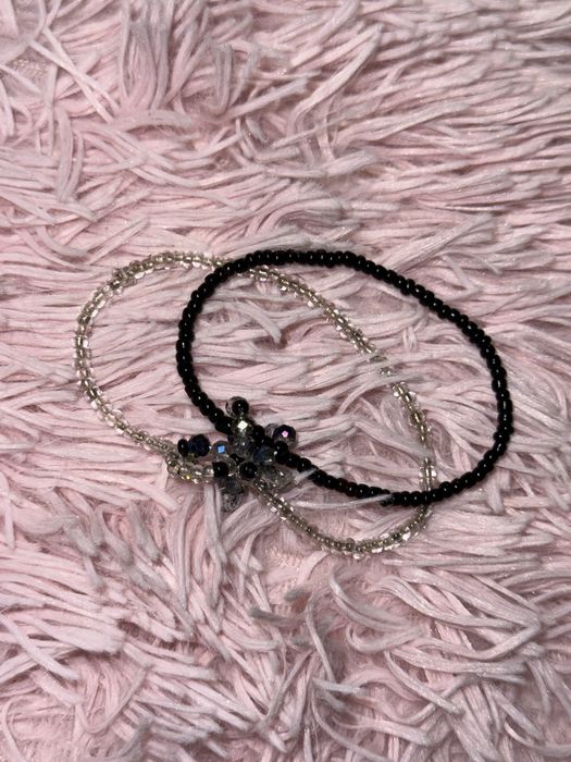 Гривна от мъниста наподобяващи стъклен ефект