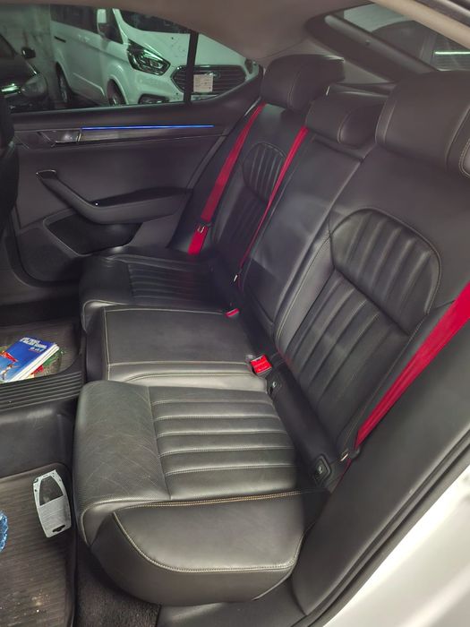 Vând Skoda Superb 2.0d 4x4 190cp euro 6 Automata