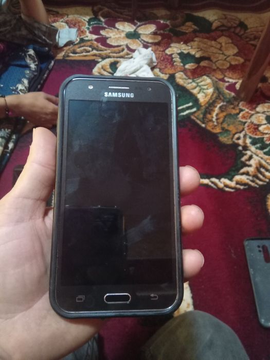 Телефон сотилади