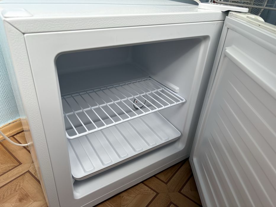 Морозильник Leadbros