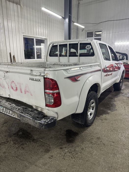 Аренда пикапов Hilux