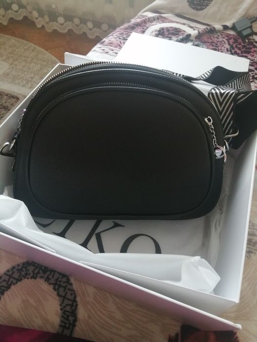 Продам сумочку крос боди новая кожа