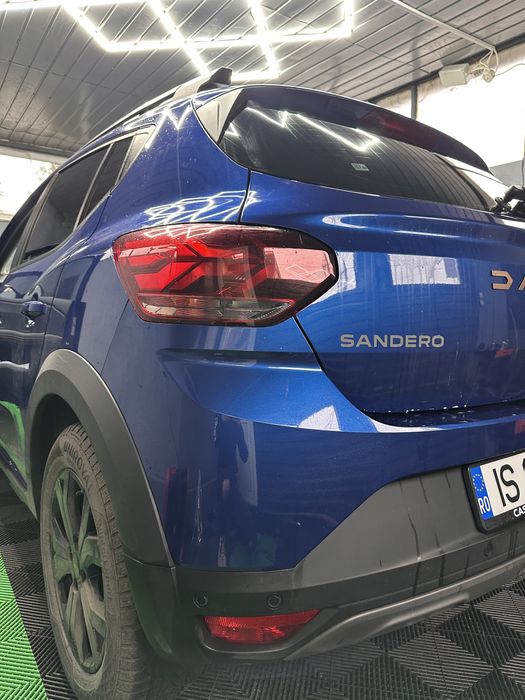 folieri geamuri auto, folieri auto iasi, folie geamuri auto
