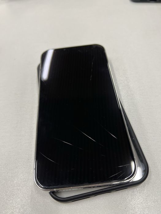 Продам IPhone 13 pro max