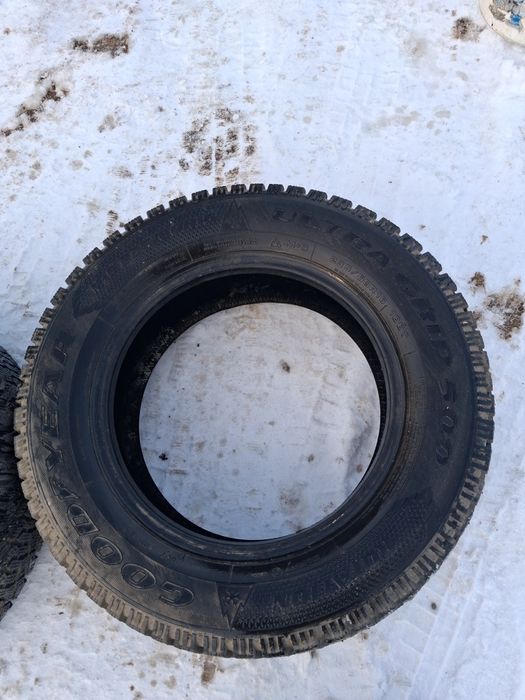 Зимние шины Размер:235 60R16