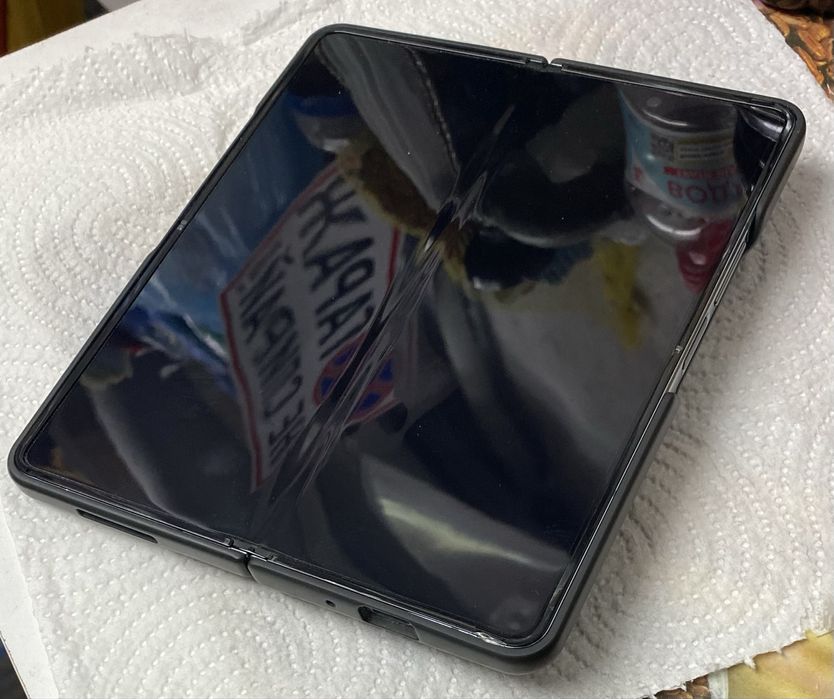 Samsung galaxy Zfold 4 256 gb