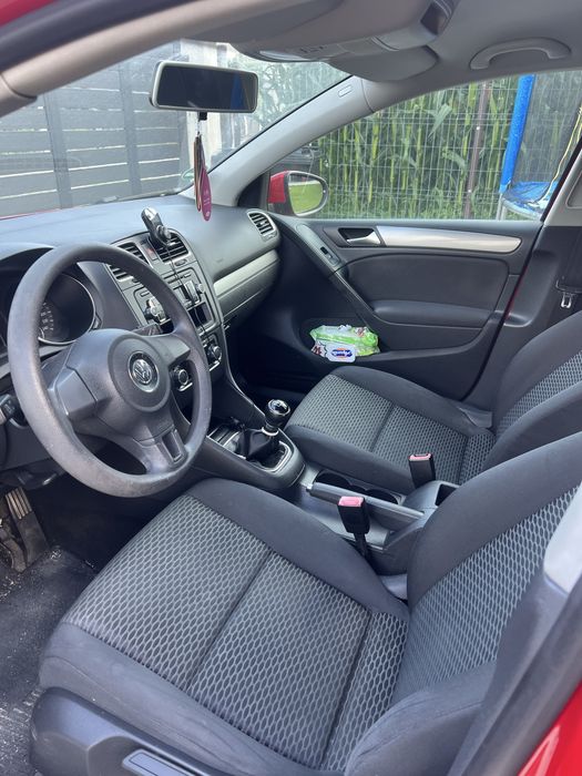 VOLKSWAGEN Golf 2010 — imagine 4