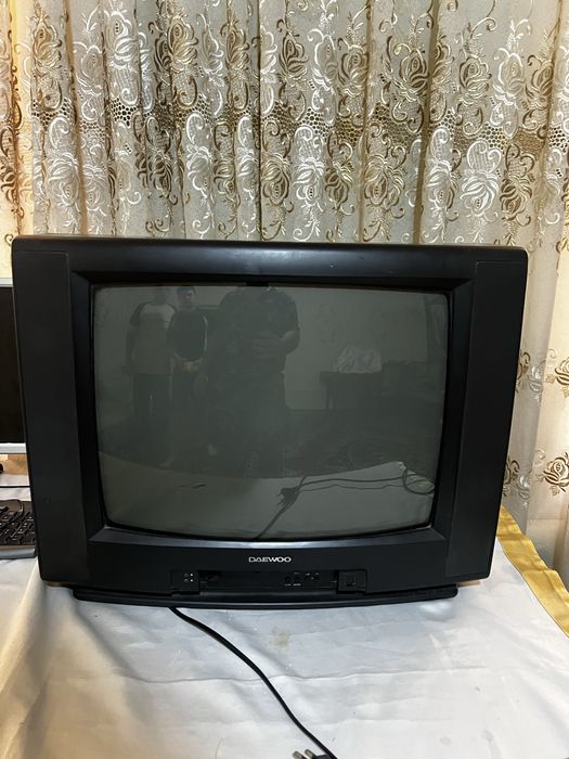 Телевизор б/у бб