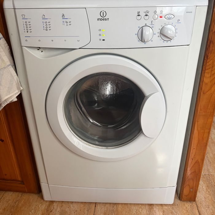 Пералня марка Indesit