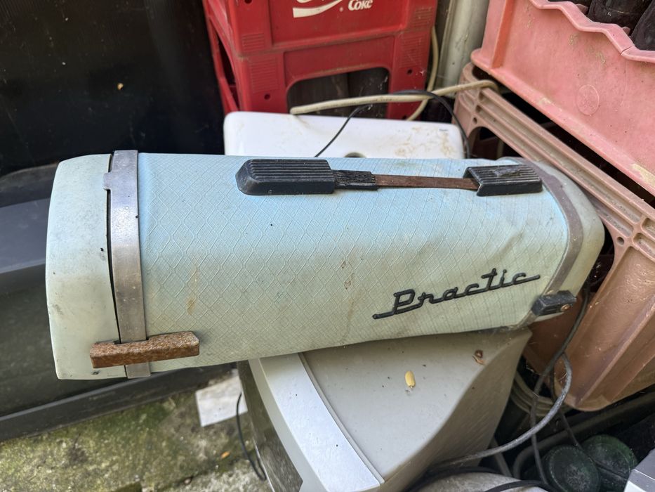 Aspirator Retro Romanesc  - Practic