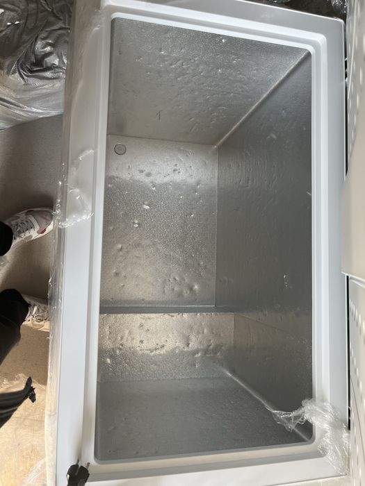 продам морозильник midea hs 324с