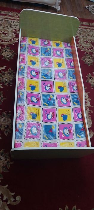 Детский кровать отличный