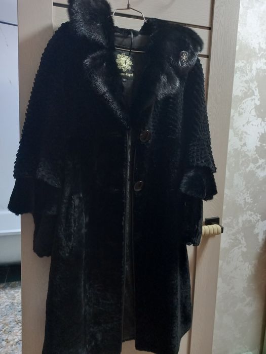 Продам шубку  натуральную