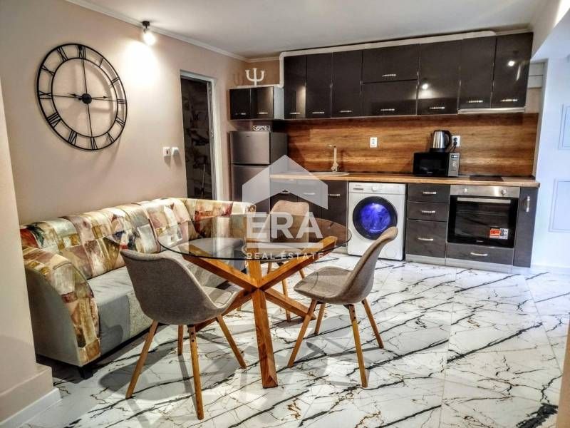 Студио под наем в центъра на Велико Търново