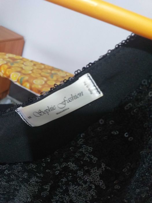 Vand rochie dama de seară