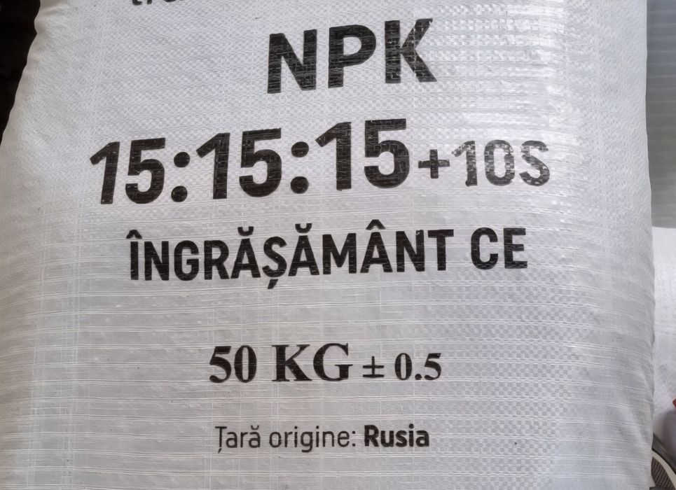 NPK  15.15.15, 20.20.0, 8:26, etc.