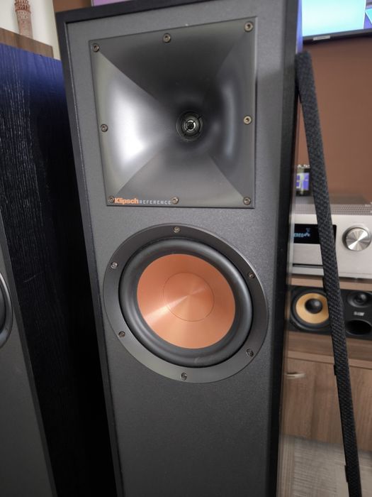 Klipsch R-610F колони