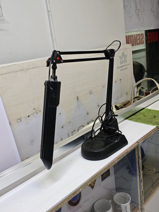 Лампа для рабочего стола