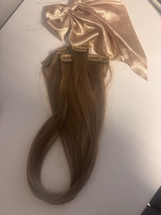 Естествена коса на клипси