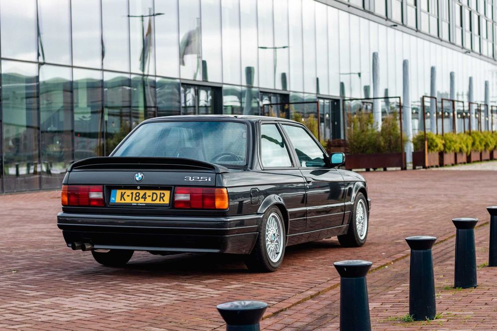 M tech 2 спойлер за BMW 3er E30 83-91