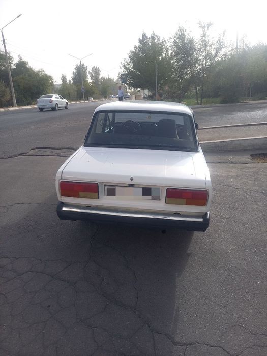 Ваз  2011 йил Сотилади пропан салон шумка килинган каропка 5 тали