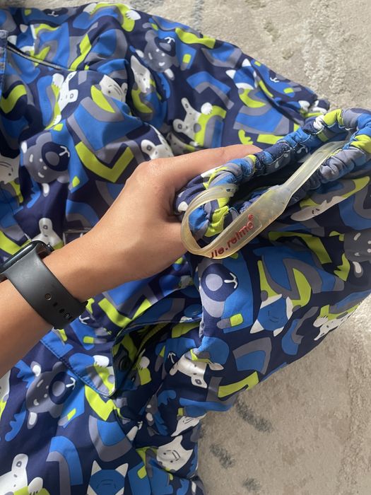 Продам детский зимний комбинезон