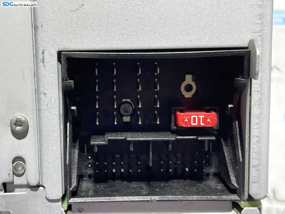 Unitate Radio CD Player RCD 310 Seat Altea FL Facelift 2008 - 2013 Cod 5P0035186B [L2937]