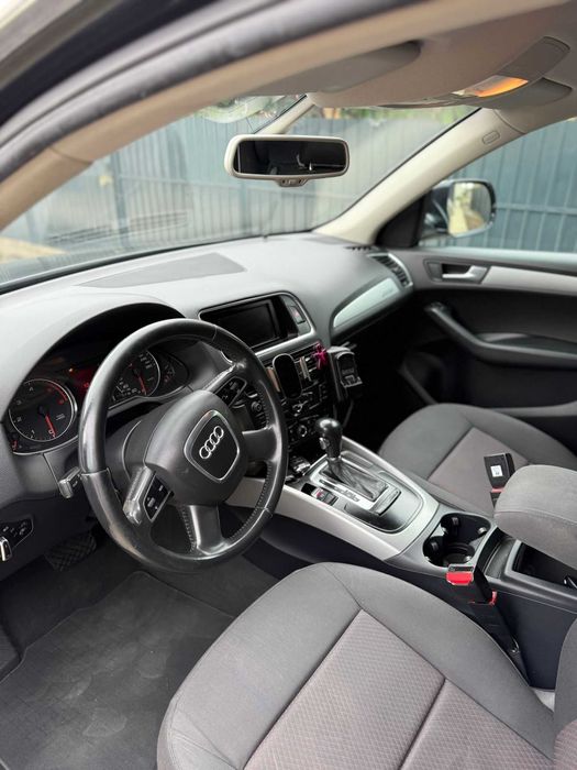 AUDI Q5 Quattro 2.0 T.D.I 170 CP - AUTOMATĂ