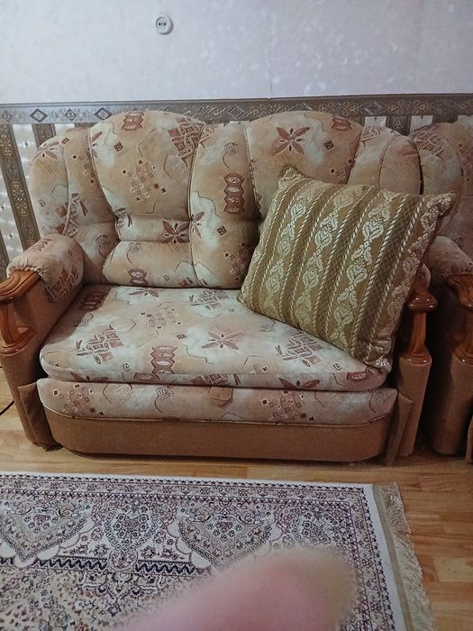 Продам диван расклодной г Тараз