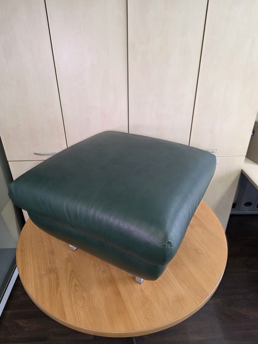 Кожени табуретки