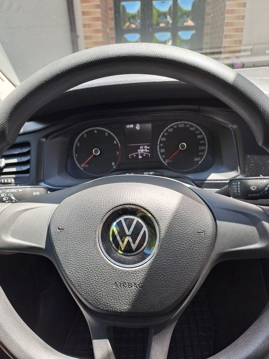 Volkswagen polo 2021