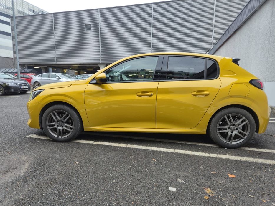 PEUGEOT 208 Allure din 2020