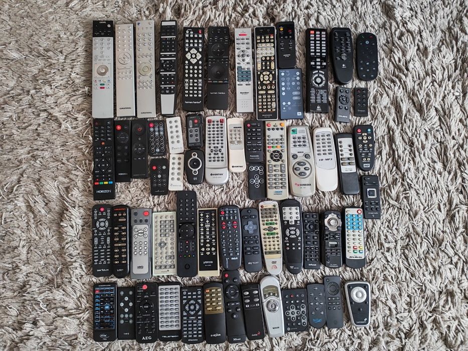 Telecomanda Samsung,Philips,Lowe,Grunding,Akai,Horizon,Elta,JBL