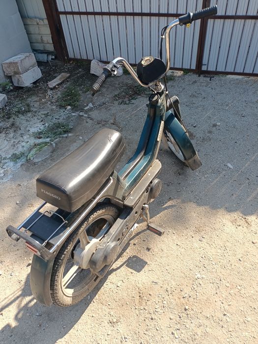 Vând Piaggio si 2 electronic