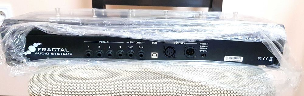FC-12 MK II Foot Controller [Axe Fx III] Крачен контролер/педалиера