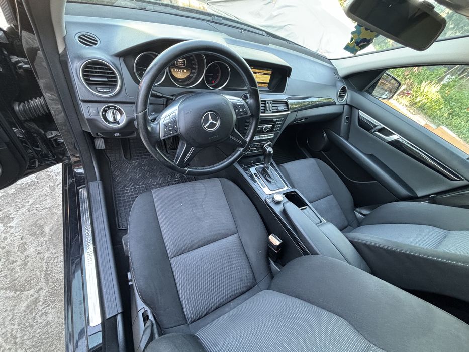 Vand/schimb Mercedes-Benz C200  CDI Facelift 2012 Automat