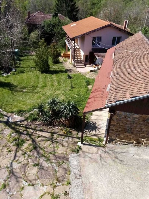 Продавам къща в село Кози рог, община Габрово