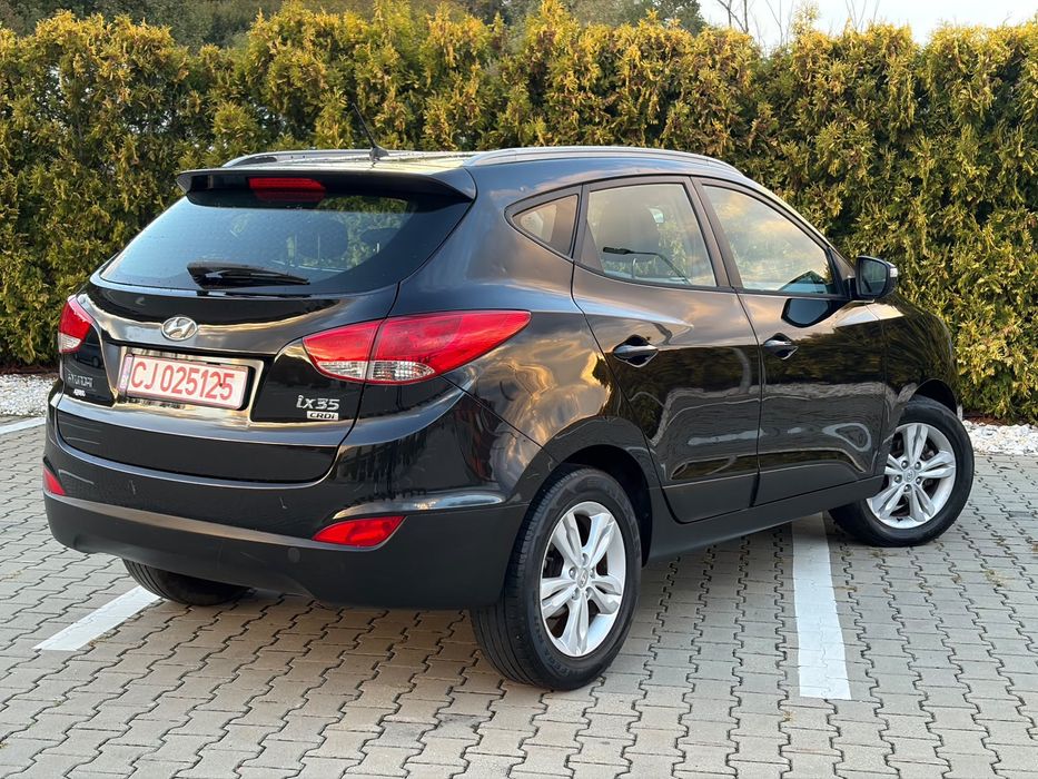 HYUNDAI ix35 2011 — imagine 2