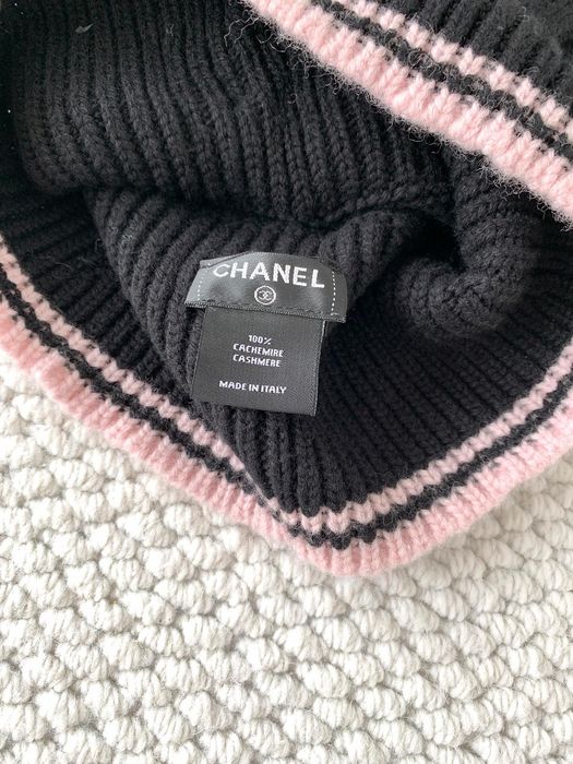 Căciulă Chanel 2025