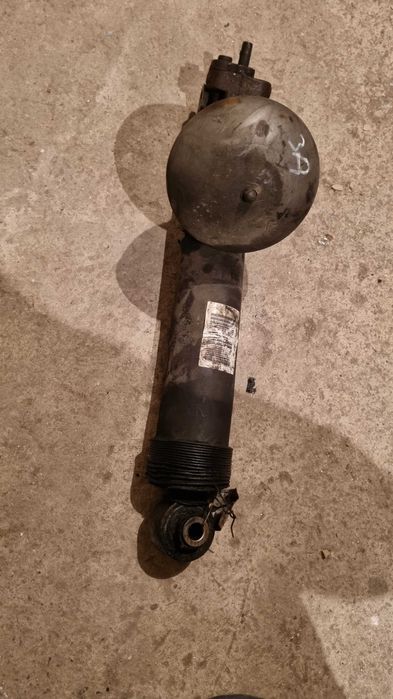 Задни хидравлични амортисьори със сфери Ситроен Ц5 Citroen C5 2011