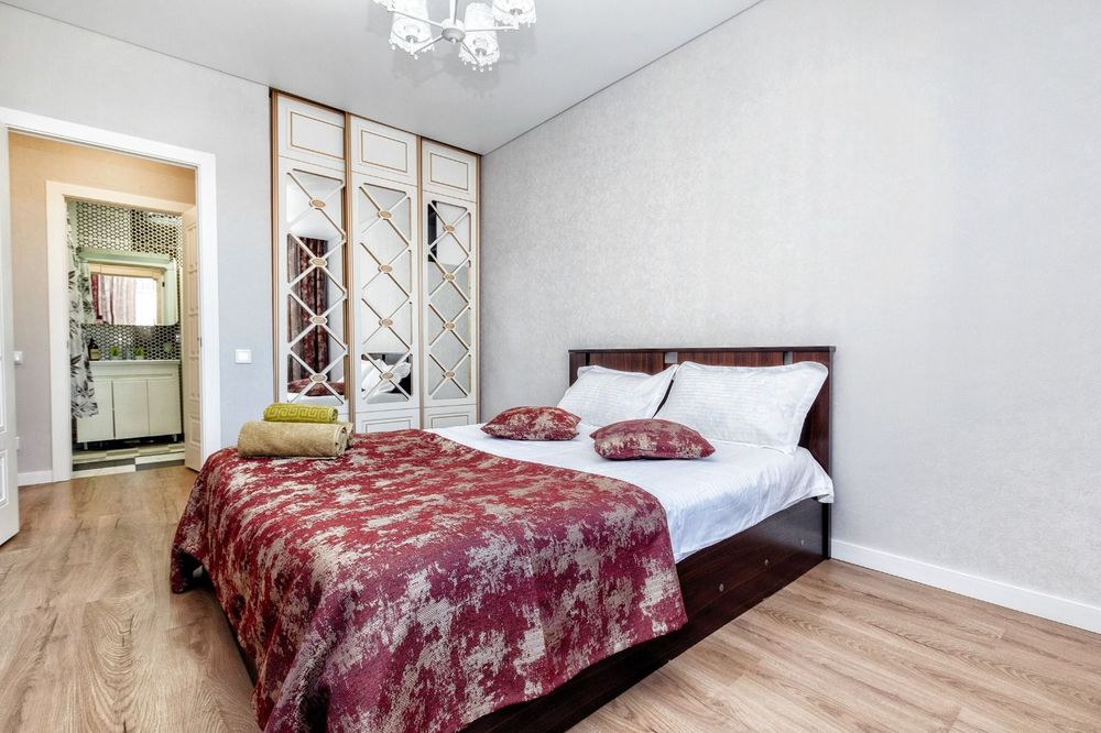 Просторная квартира для семьи,посуточно улица Валиханова