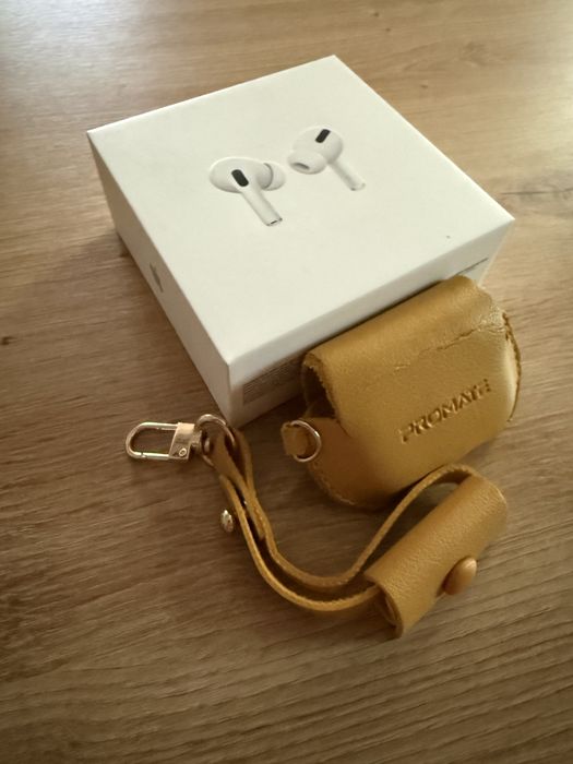 Apple AirPods Pro Originale + Husă Promate Bonus