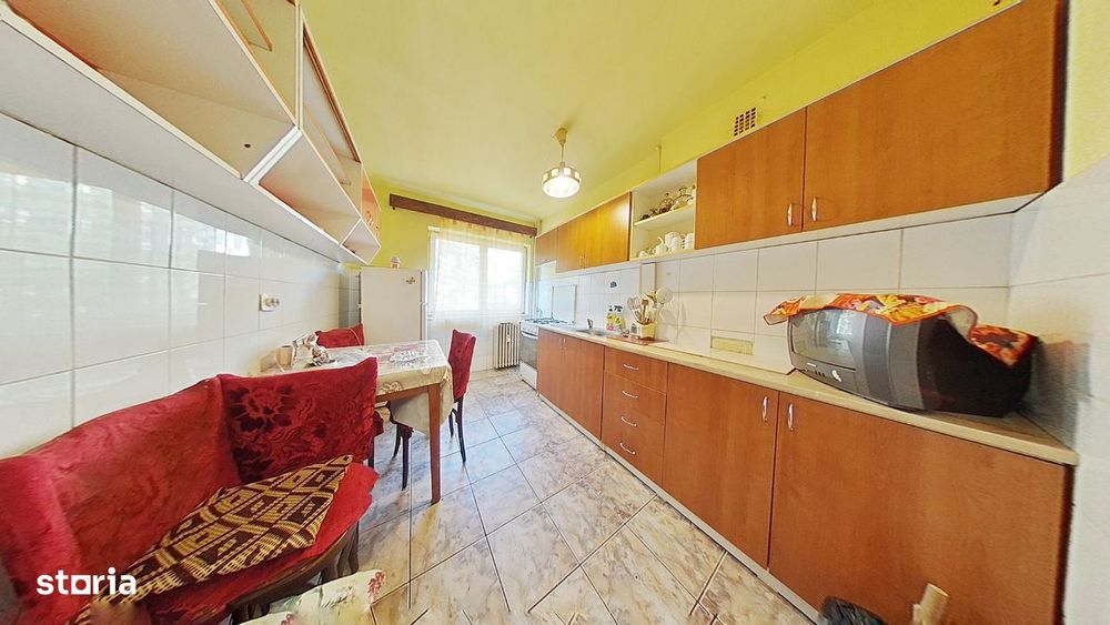 Apartament cu 2 camere, etajul 1, in zona Podgoria –Tudor Vladimires