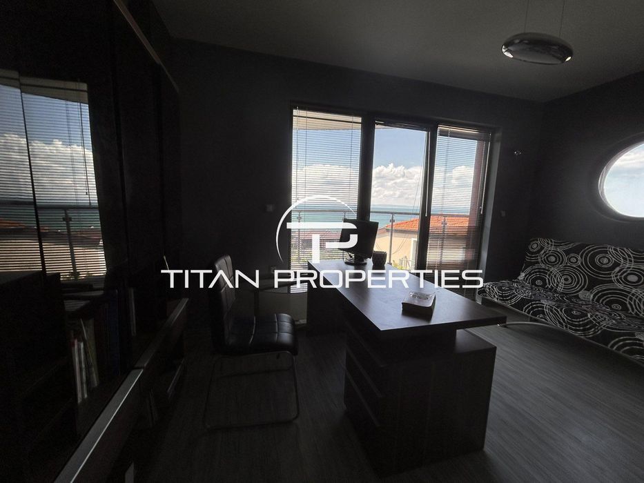 Дава се под наем Къща в Созопол - 350 кв.м за 1785 € - Снимка #1