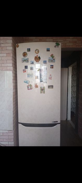 Продам холодильник