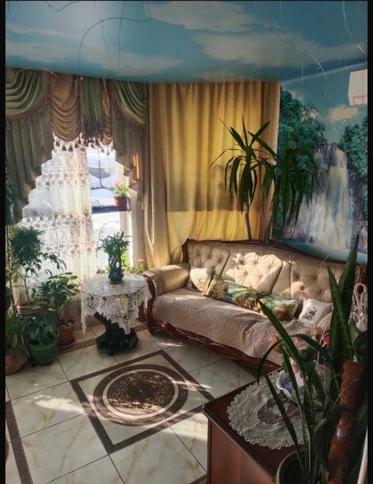 Продам благоустроенный дом в центре города