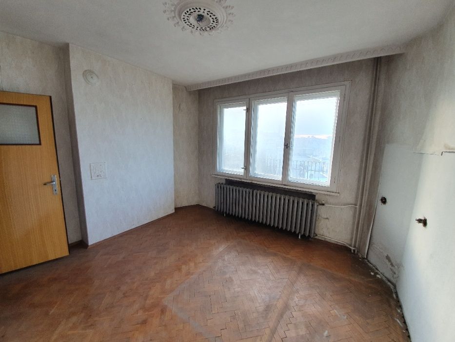 Продава се Многостаен апартамент в Велико Търново, Бузлуджа - 150 кв.м за 1000 €/кв.м - Снимка #6