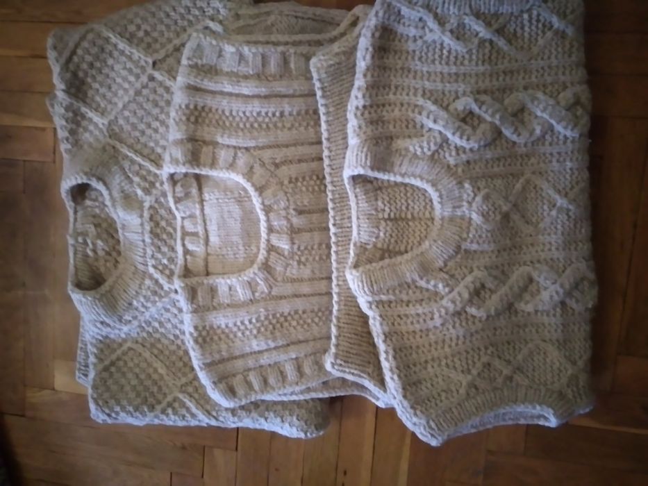 Пуловери от естествена вълна ,ръчна изработка