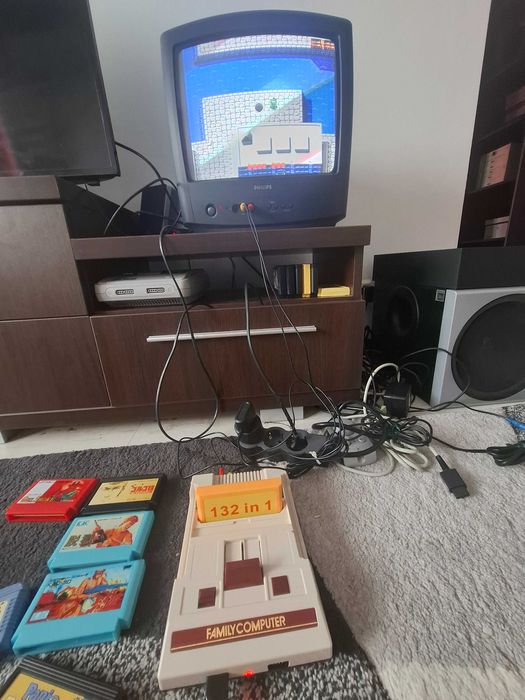 J.o.c T.e.rm.inator, co.nsola plus c.asete