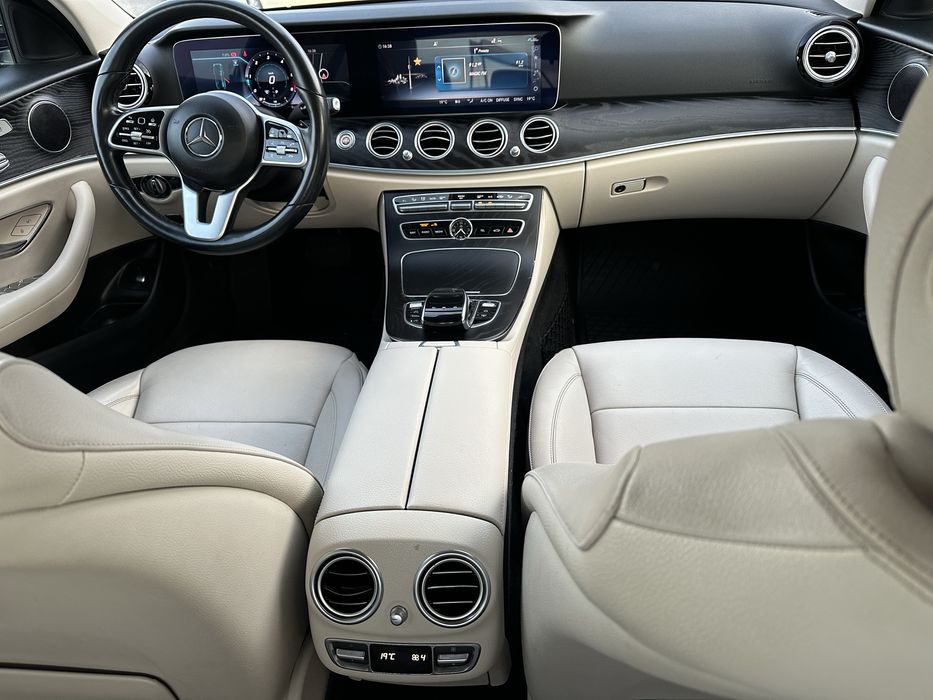 Mercedes Benz E220 4Matic 2.0d 194 cp